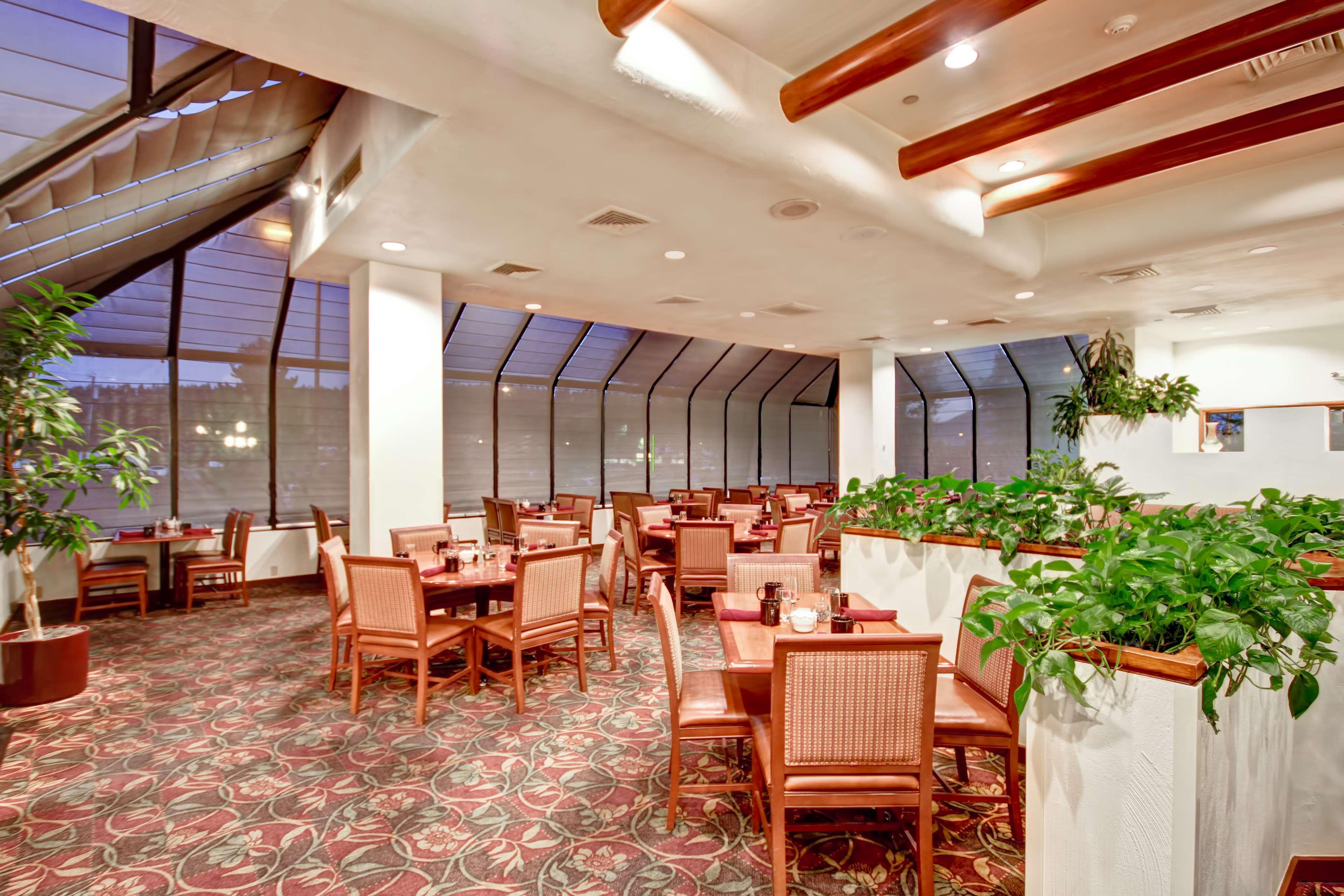 Doubletree By Hilton Hotel Флагстафф Экстерьер фото